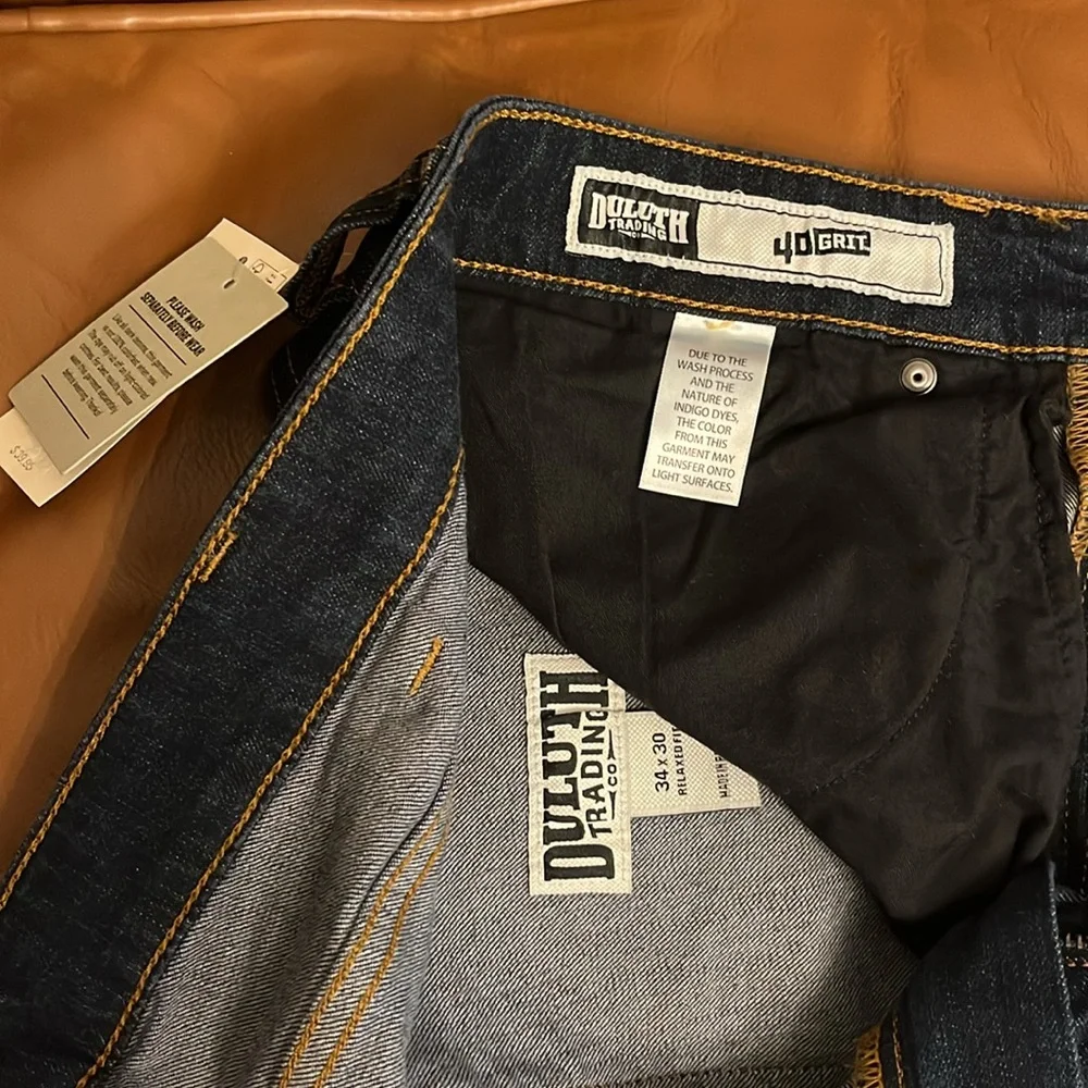 New NWT Men’s 40 Grit Flex Relaxed Fit Jeans by Duluth Trading 34x30 - Picture 4 of 5